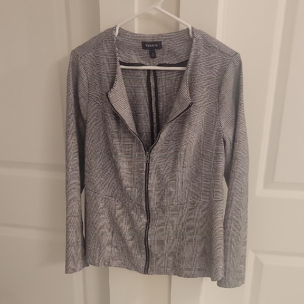 Torrid Women's Black and White Plaid Blazer